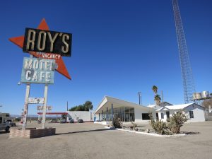 Roy's Cafe and Lobby 